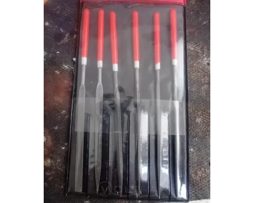 Набор надфилей 4х160х75мм (6пр) Yato YT-6161 Набор надфилей 4х160х75мм (6пр) Yato YT-6161