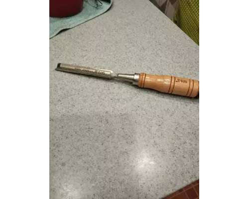  Стамеска полукруглая 14мм деревянная ручка Yato YT-62823