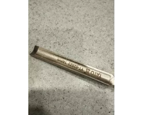  Стамеска полукруглая 14мм деревянная ручка Yato YT-62823