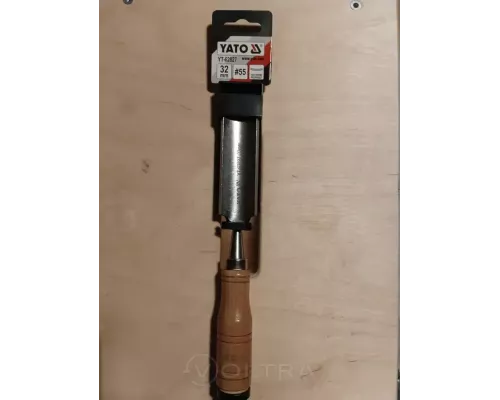  Стамеска полукруглая 32мм деревянная ручка Yato YT-62827