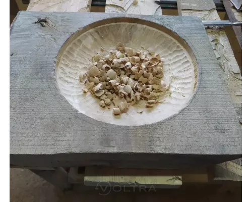  Стамеска полукруглая 32мм деревянная ручка Yato YT-62827