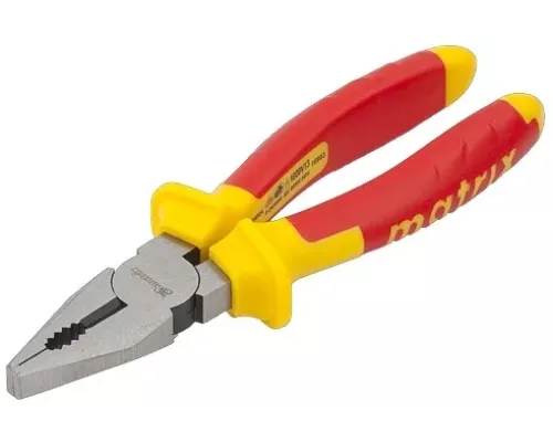 Плоскогубцы комбинированные, Insulated, 180 мм, двухкомпонентные рукоятки Matrix Professional Плоскогубцы комбинированные, Insulated, 180 мм, двухкомпонентные рукоятки Matrix Professional