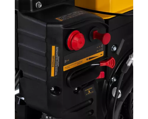 Бензиновая снегоуборочная машина SBL 711D PRO, 302cc, эл.старт, фара, обогрев, блок. дифф.// Denzel Бензиновая снегоуборочная машина SBL 711D PRO, 302cc, эл.старт, фара, обогрев, блок. дифф.// Denzel
