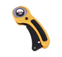 ЕРМАК Набор: нож раскройный 45мм, корпус ABS+TPR, + 3 запасных лезвия, блистер