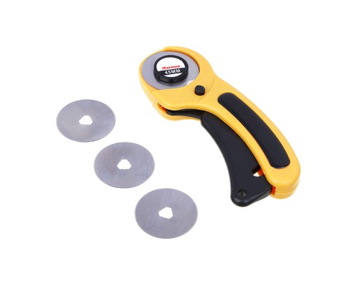 ЕРМАК Набор: нож раскройный 45мм, корпус ABS+TPR, + 3 запасных лезвия, блистер