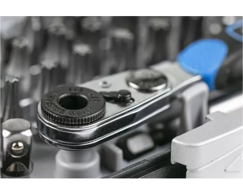 Набор бит с трещоткой 1/4″, SL, PH, PZ, HEX, TORX, TORX c отверстием, 33 шт. Набор бит с трещоткой 1/4″, SL, PH, PZ, HEX, TORX, TORX c отверстием, 33 шт.
