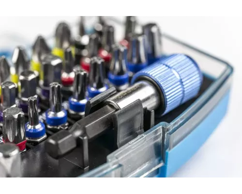 Набор бит с битодержателем 1/4″, SL, PH, PZ, HEX, TORX, TORX c отверстием, 32 шт. Набор бит с битодержателем 1/4″, SL, PH, PZ, HEX, TORX, TORX c отверстием, 32 шт.