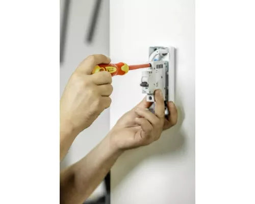 Отвертка диэлектрическая крестовая для электромонтажных работ   PZ1/SL5, 100 мм, 1000 V, сталь CrMo