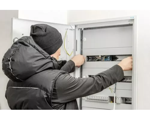 BORGER Жилет утепленный с капюшоном черный XL (54) BORGER Жилет утепленный с капюшоном черный XL (54)