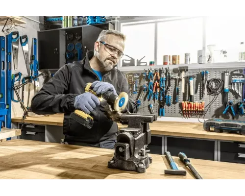 Щетка чашечная с резьбой латунная 100мм