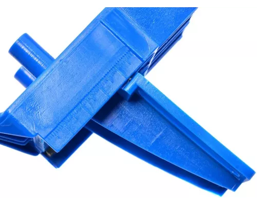 Przyrząd do wykonywania otworów pod kołki (60)